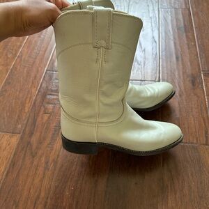 Justin’s pearl ropers